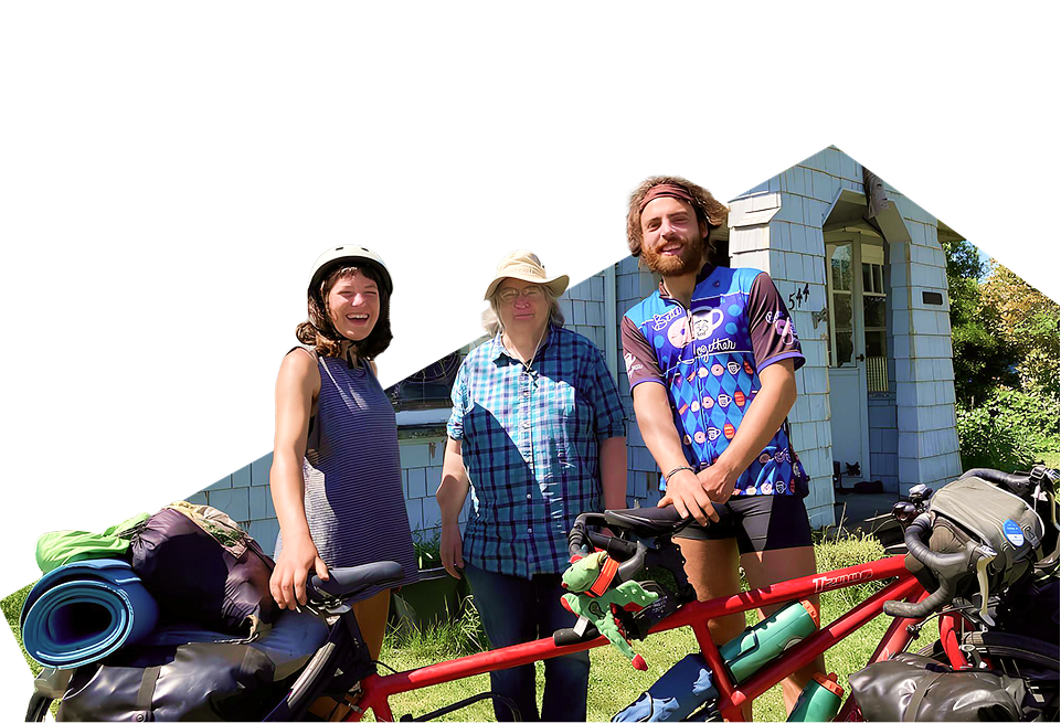 Warmshowers - Photo of host & cyclists
